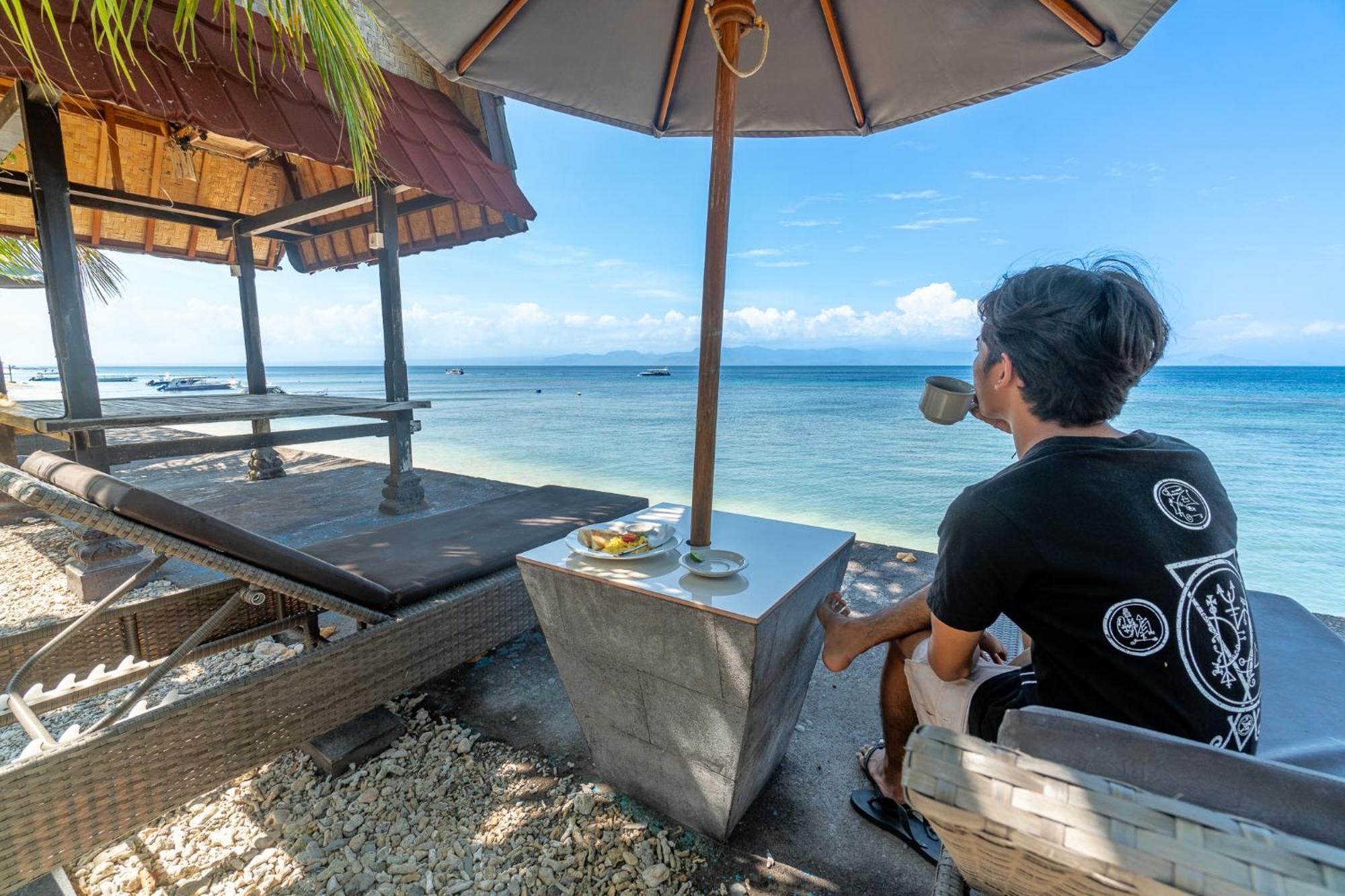 Merta Beach Bungalow by Bukit Vista Ped Bagian luar foto